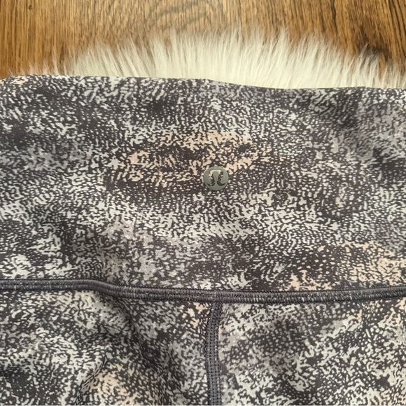 Lululemon Leggings - Picture 2 of 5